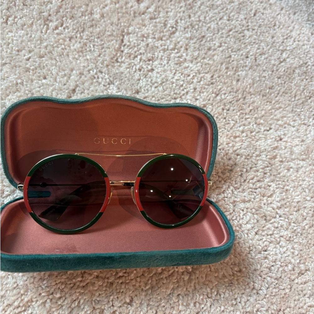 Gucci round sunglasses